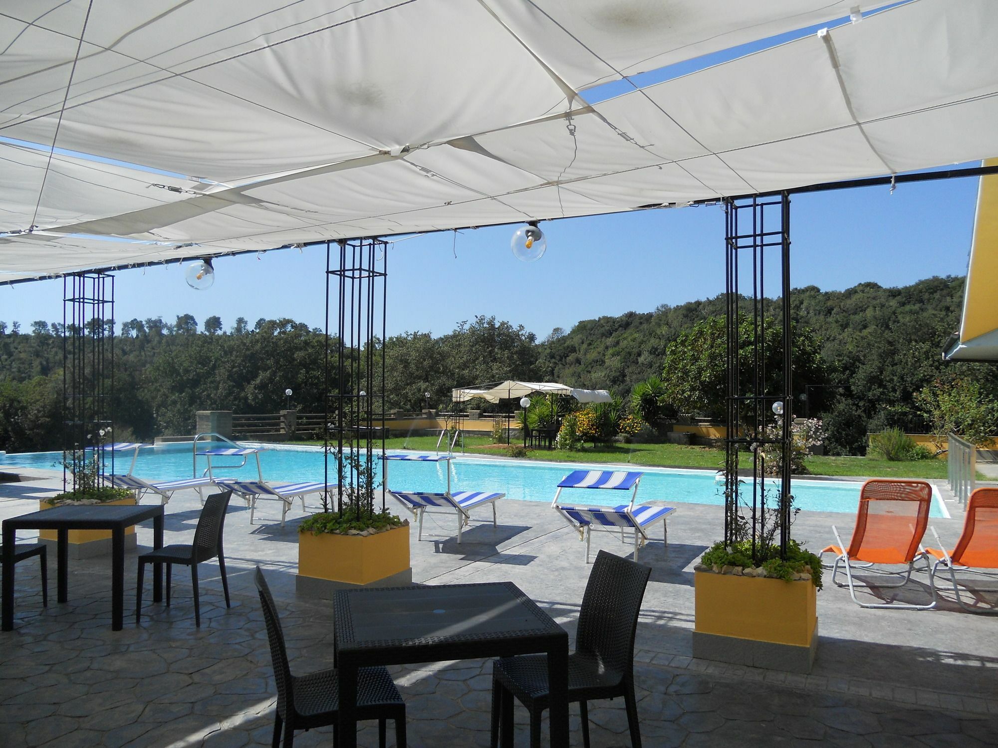 Agriturismo Il Casale Delle Ginestre Фьюмичино Экстерьер фото